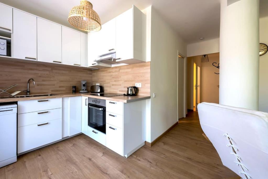 L'Azur 15'Plage 10'Port 5'Train Clim Wifi Pkg Lägenhet Toulon Exteriör bild