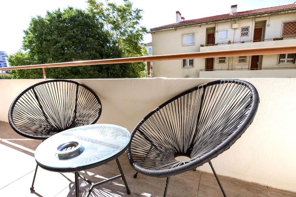 L'Azur 15'Plage 10'Port 5'Train Clim Wifi Pkg Lägenhet Toulon Exteriör bild